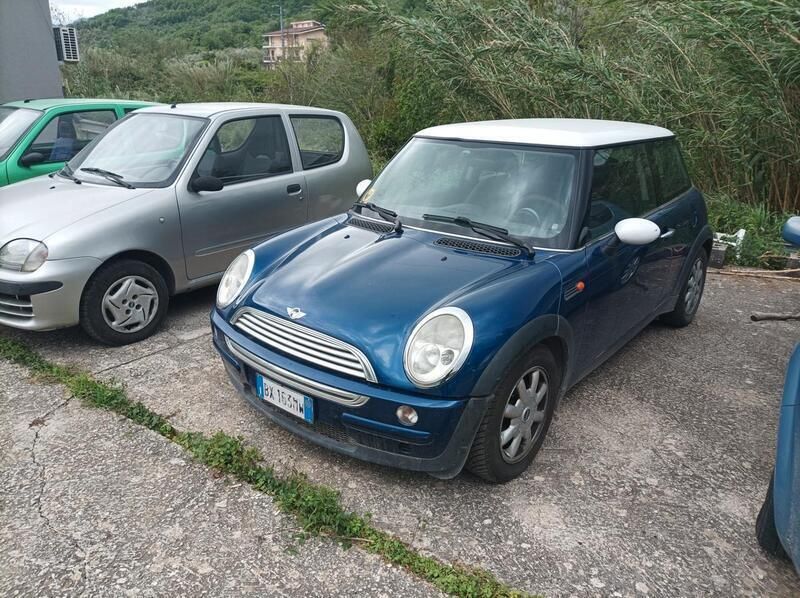 Blu Usata 2002 Mini Cooper Due volumi | 1499 € (Super prezzo) - Immagine 1/4