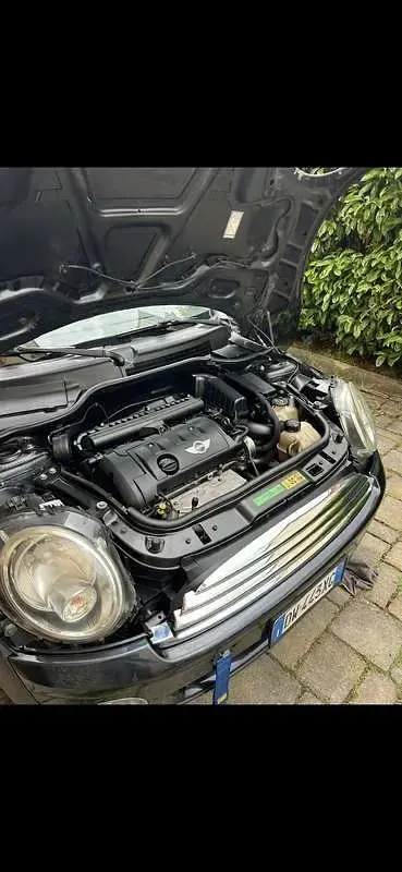 Usata Mini Cooper 120 CV (88 kW) 2009 Nero Utilitaria