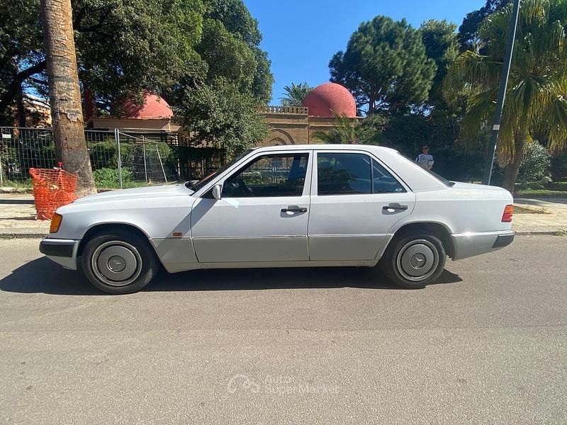 Usata Mercedes G350 122 CV (89 kW) 1991 Bianco SUV