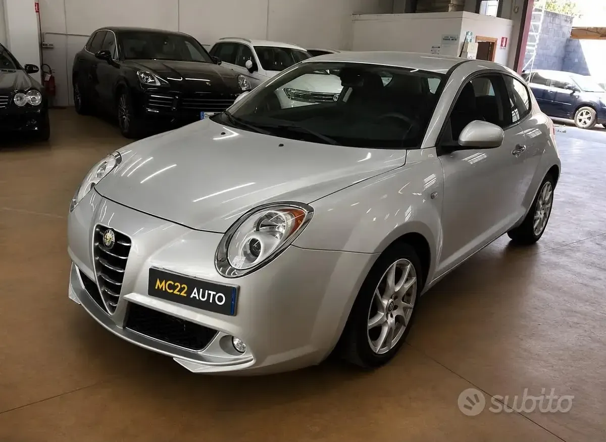 Usata Alfa Romeo MiTo Distinctive 95 CV (69 kW) 2010 Grigio Utilitaria