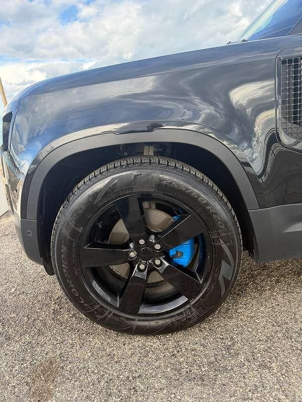 Usata Land Rover Defender SE 200 CV (147 kW) 2022 Nero SUV