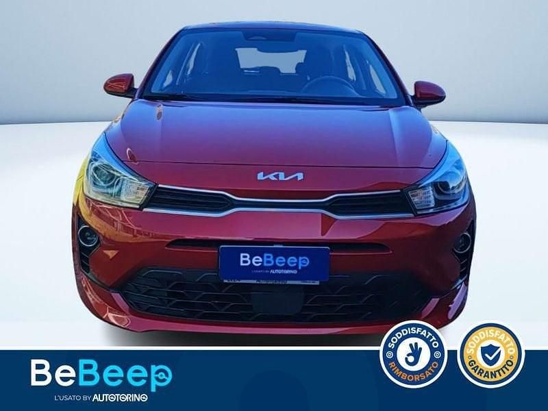 Usata Kia Rio Style 84 CV (61 kW) 2022 Rosso metallizzato Berlina