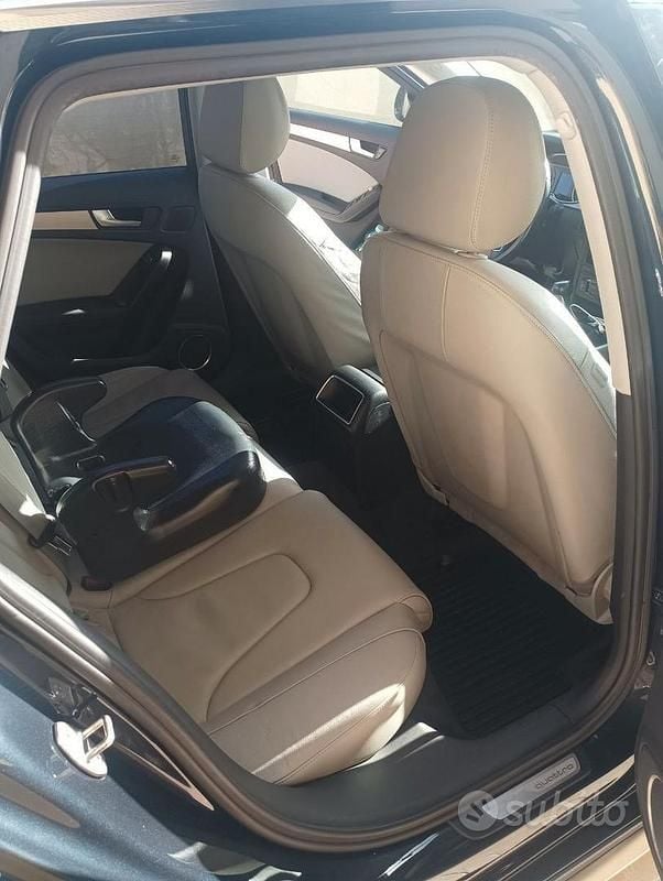 Usata Audi A4 Allroad 177 CV (130 kW) 2012 Blu Station wagon