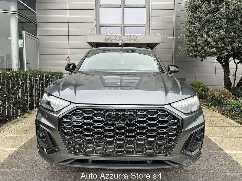 Usata Audi Q5 Ambiente 204 CV (150 kW) 2025 Grigio daytona SUV
