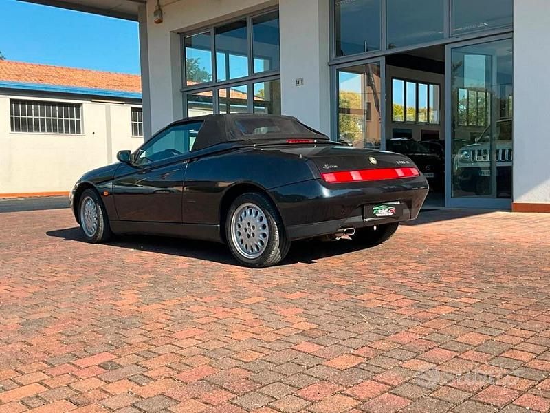 Usata Alfa Romeo GTV Lusso 150 CV (110 kW) 1998 Nero Coupé