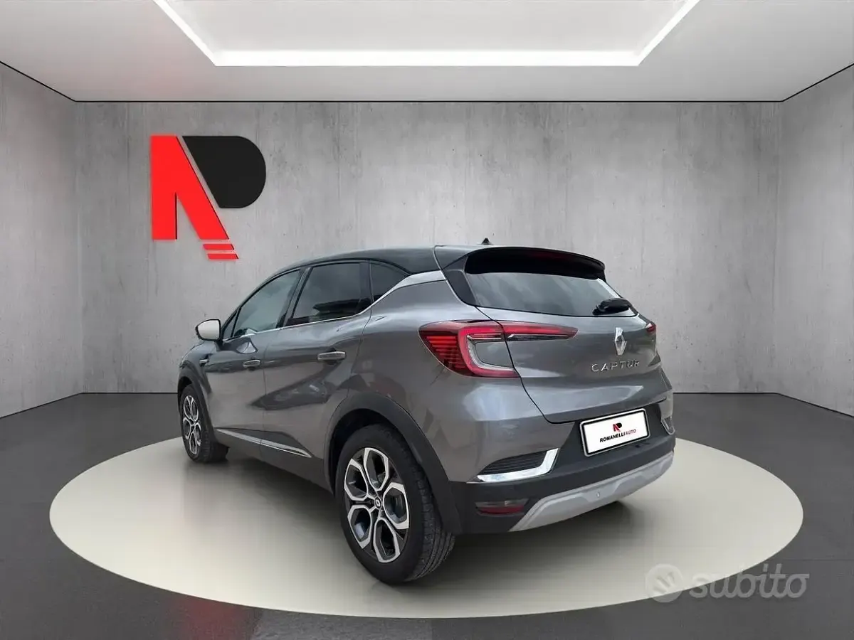 Gebraucht Renault Captur Intens 101 PS (74 kW) 2022 Grau SUV