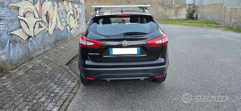 Usata Nissan Qashqai N-Connecta 110 CV (80 kW) 2016 Nero SUV