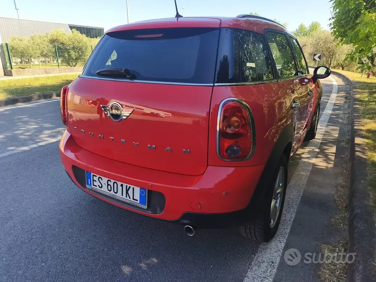 Usata Mini Countryman 90 CV (66 kW) 2013 Rosso SUV