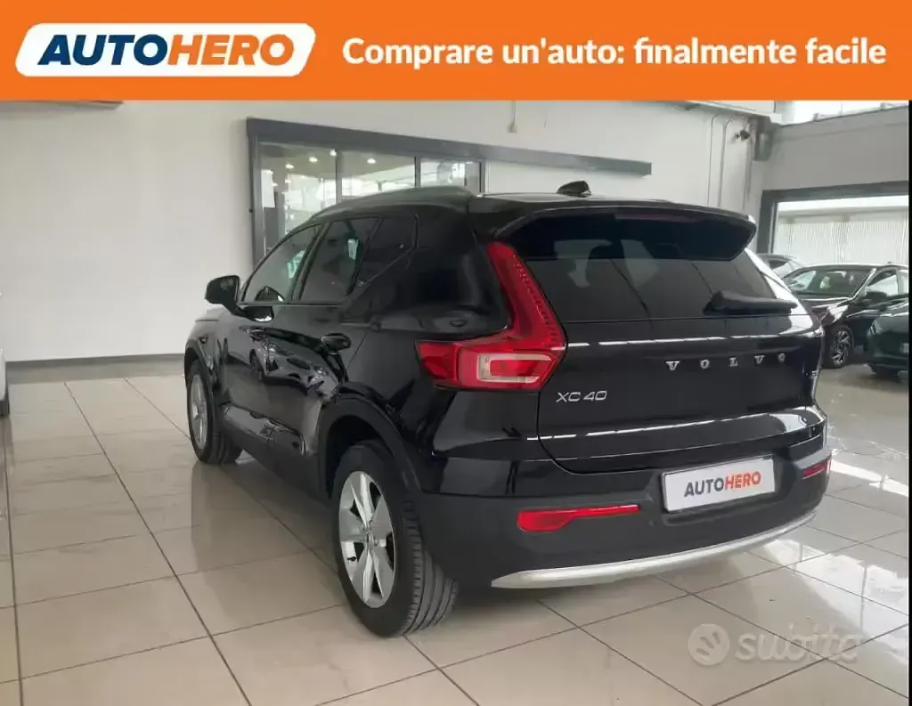 Usata Volvo XC40 Core 163 CV (119 kW) 2023 Nero SUV