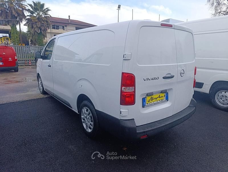 Usata Opel Vivaro-e Combi 102 CV (75 kW) 2023 Bianco Monovolume