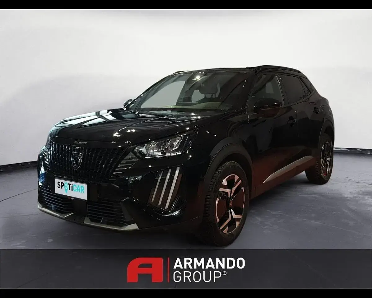 Usata Peugeot 2008 Allure 101 CV (74 kW) 2024 SUV