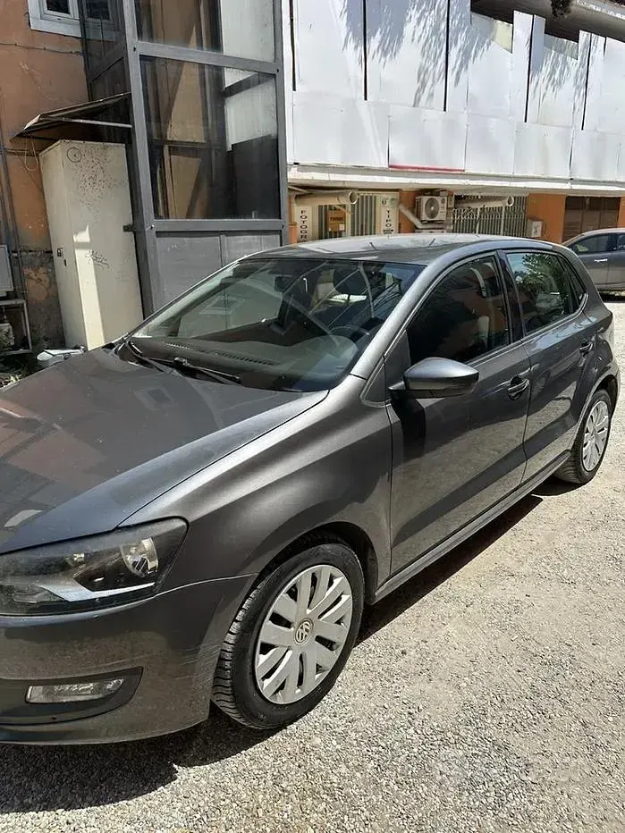 Usata VW Polo R-line 90 CV (66 kW) 2012 Grigio Utilitaria