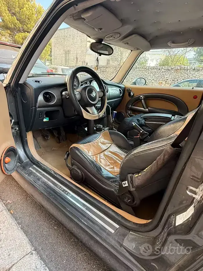 Usata Mini ONE 88 CV (64 kW) 2006 Nero Utilitaria