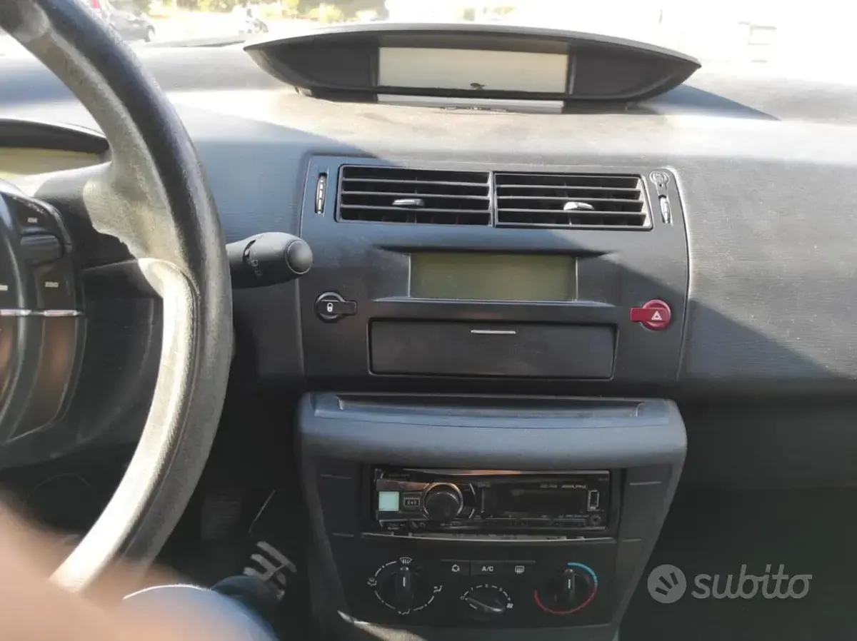 Usata Citroën C4 88 CV (64 kW) 2009 Grigio Berlina