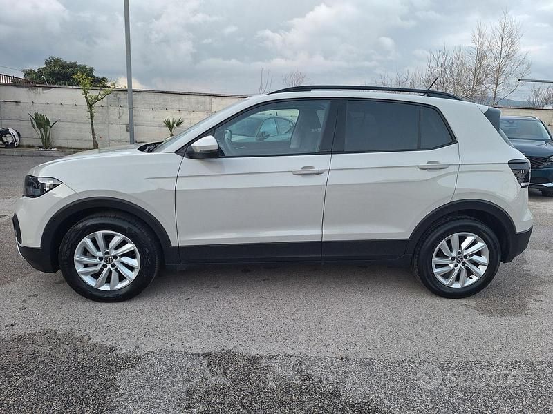 Usata VW T-Cross Advance 110 CV (80 kW) 2023 Beige SUV