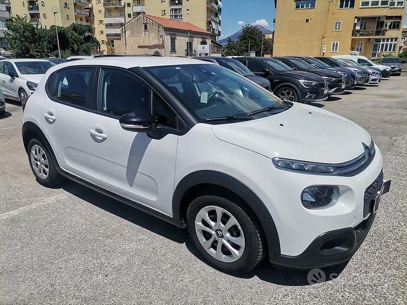 Usata Citroën C3 Shine 102 CV (75 kW) 2019 Bianco Utilitaria