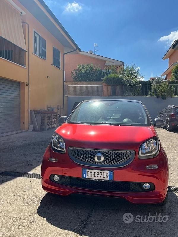 Usata Smart ForFour Brabus 90 CV (66 kW) 2019 Rosso Utilitaria