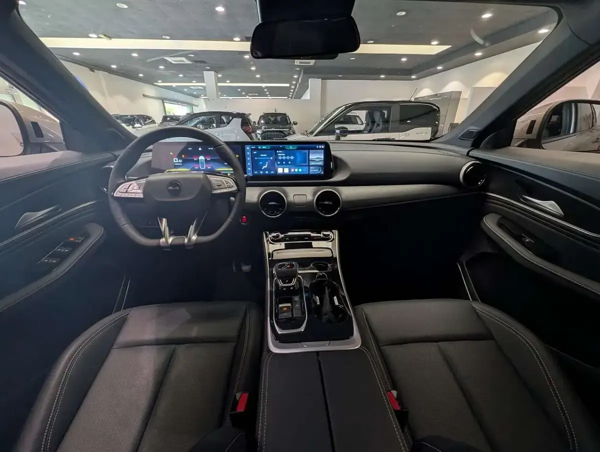 Nuova EVO Evo 6 177 CV (130 kW) 2026 Marrone SUV