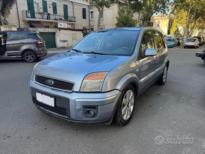 Usata Ford Fusion 90 CV (66 kW) 2007 Blu Berlina