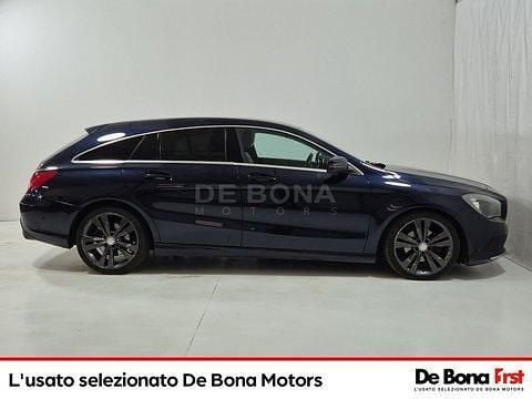 Usata Mercedes CLA220 Shooting Brake Business 177 CV (130 kW) 2017 Azzurro Station wagon
