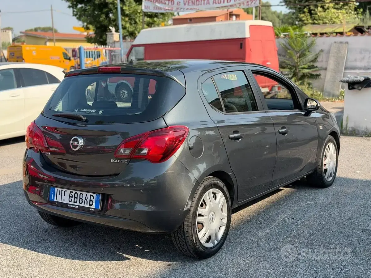 Usata Opel Corsa 90 CV (66 kW) 2018 Grigio Utilitaria