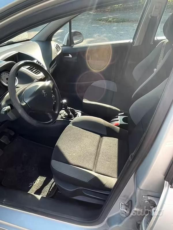 Usata Peugeot 207 75 CV (55 kW) 2009 Grigio Station wagon