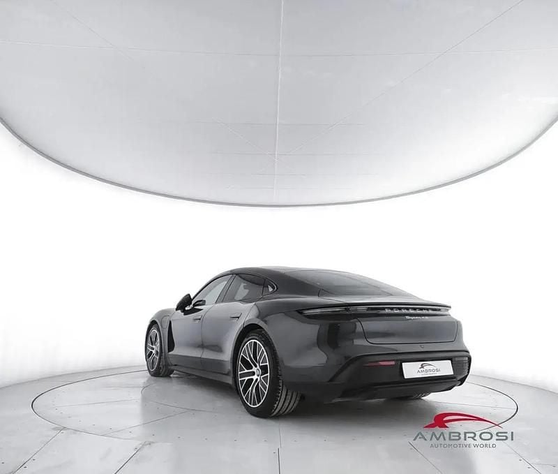 Usata Porsche Taycan 4S Performance Package 517 kW (703 CV) 2023 Grigio Berlina