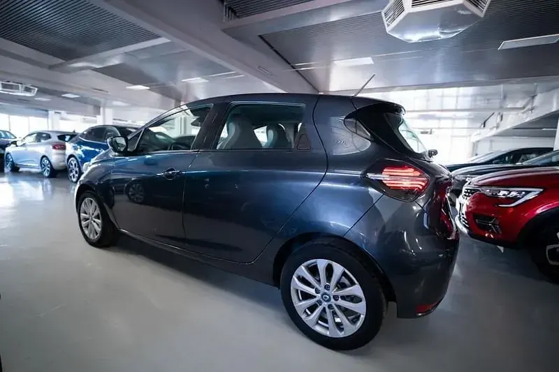 Begagnad Renault Zoe Zen 80 kW (109 HK) 2020 Grå Halvkombi