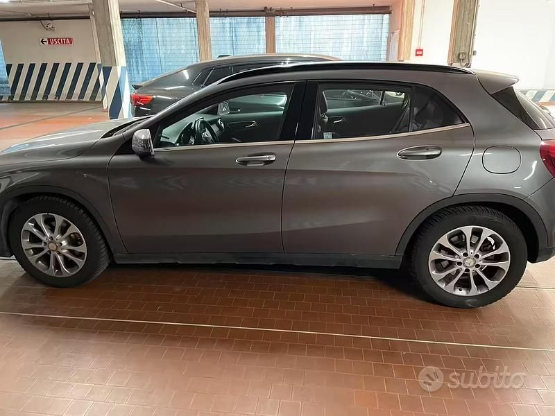 Usata Mercedes GLA200 2014 Grigio SUV