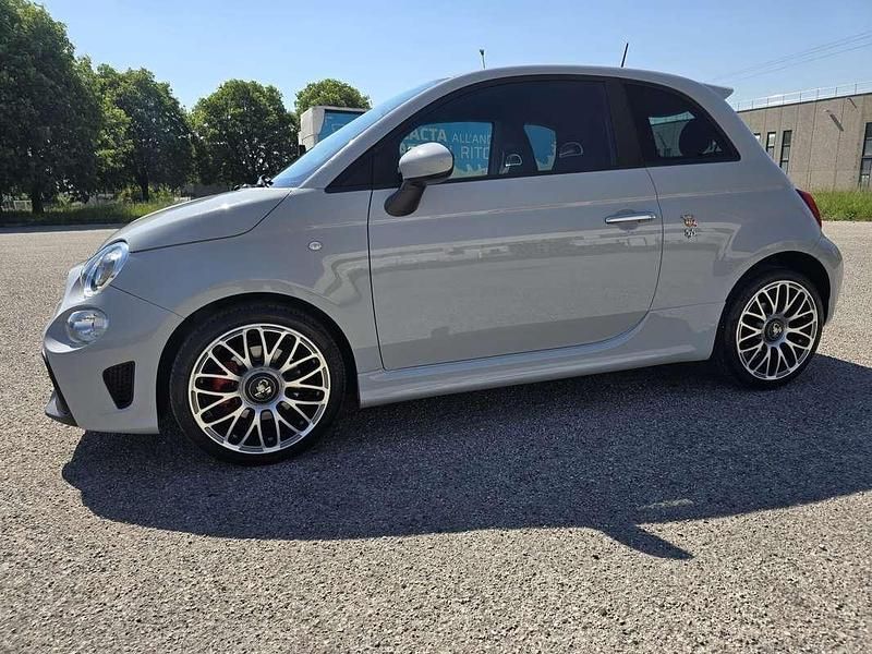 Usata Abarth 595 145 CV (106 kW) 2021 Argento Berlina