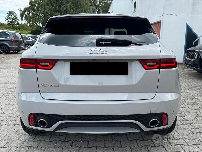 Usata Jaguar E-Pace R-Dynamic 150 CV (110 kW) 2021 Grigio SUV