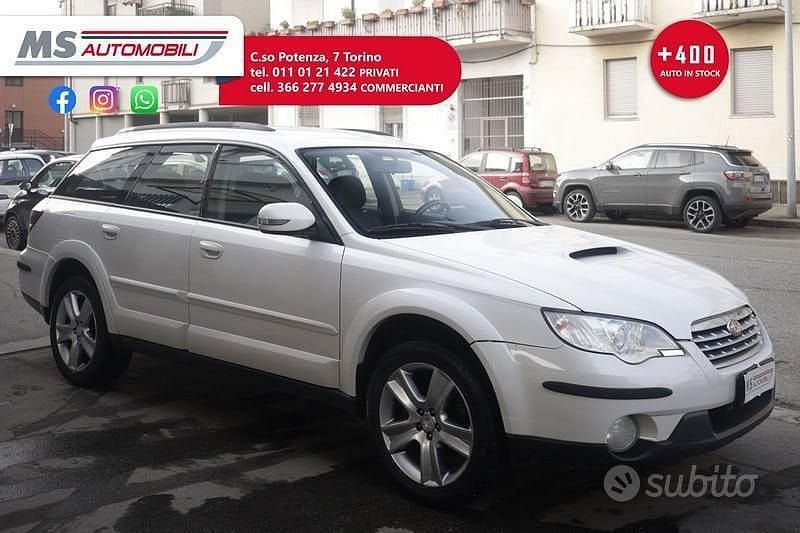 Usata Subaru Outback 150 CV (110 kW) 2008 Bianco Station wagon