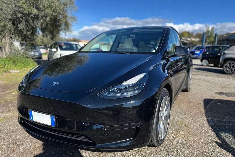 Usata Tesla Model Y 88 kW (120 CV) 2022 Nero SUV
