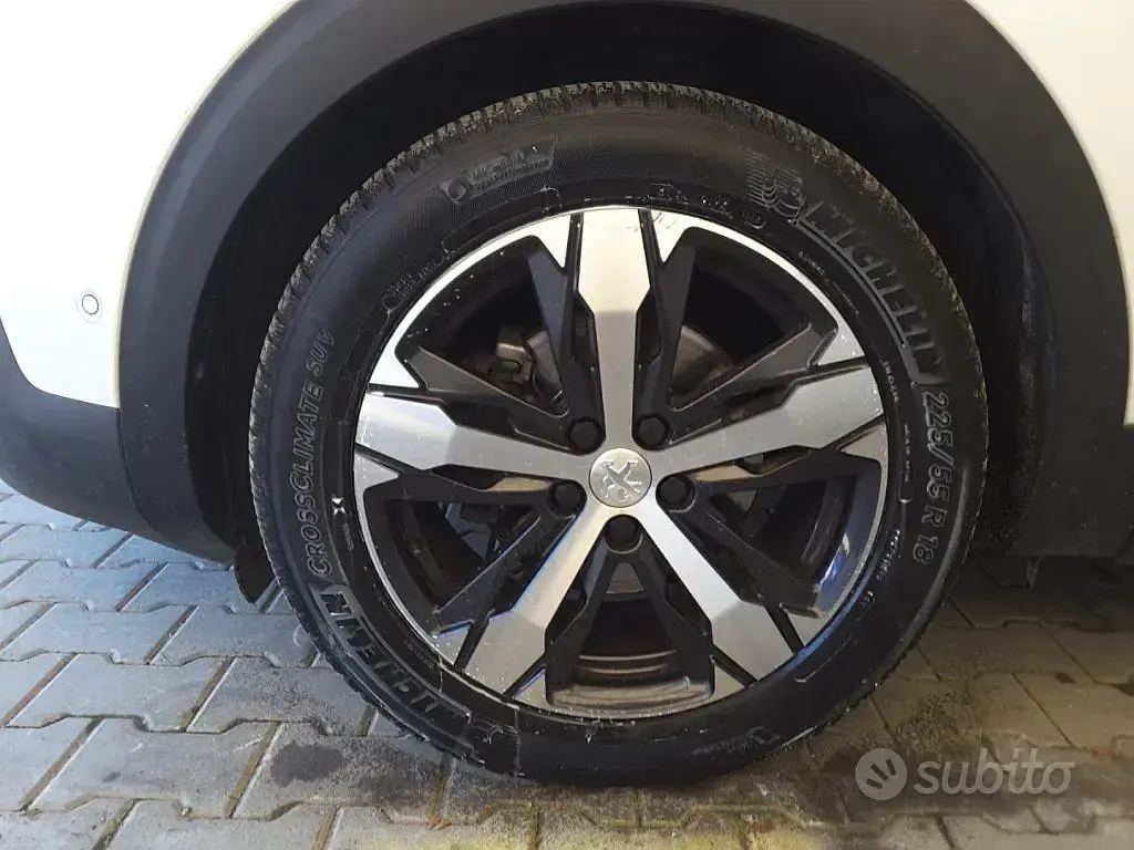Usata Peugeot 3008 Allure 131 CV (96 kW) 2019 Bianco SUV