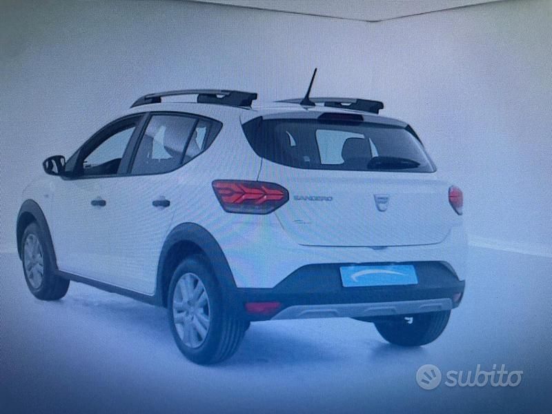 Usata Dacia Sandero Essentiel 100 CV (73 kW) 2023 Bianco Berlina
