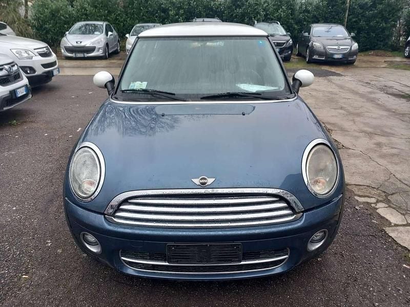 Usata Mini Cooper D 109 CV (80 kW) 2010 Blu/azzurro Utilitaria