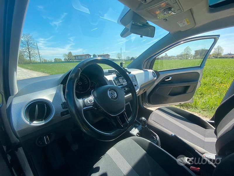 Usata VW up! Highline 2017 Grigio Utilitaria