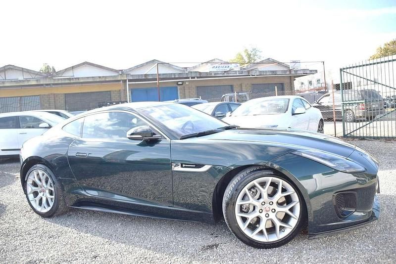 Usata Jaguar F-Type R 300 CV (220 kW) 2018 Verde Coupé