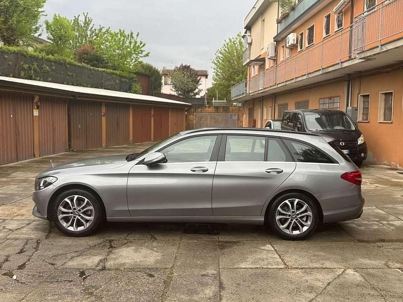 Usata Mercedes C200 Premium 136 CV (100 kW) 2015 Other Station wagon