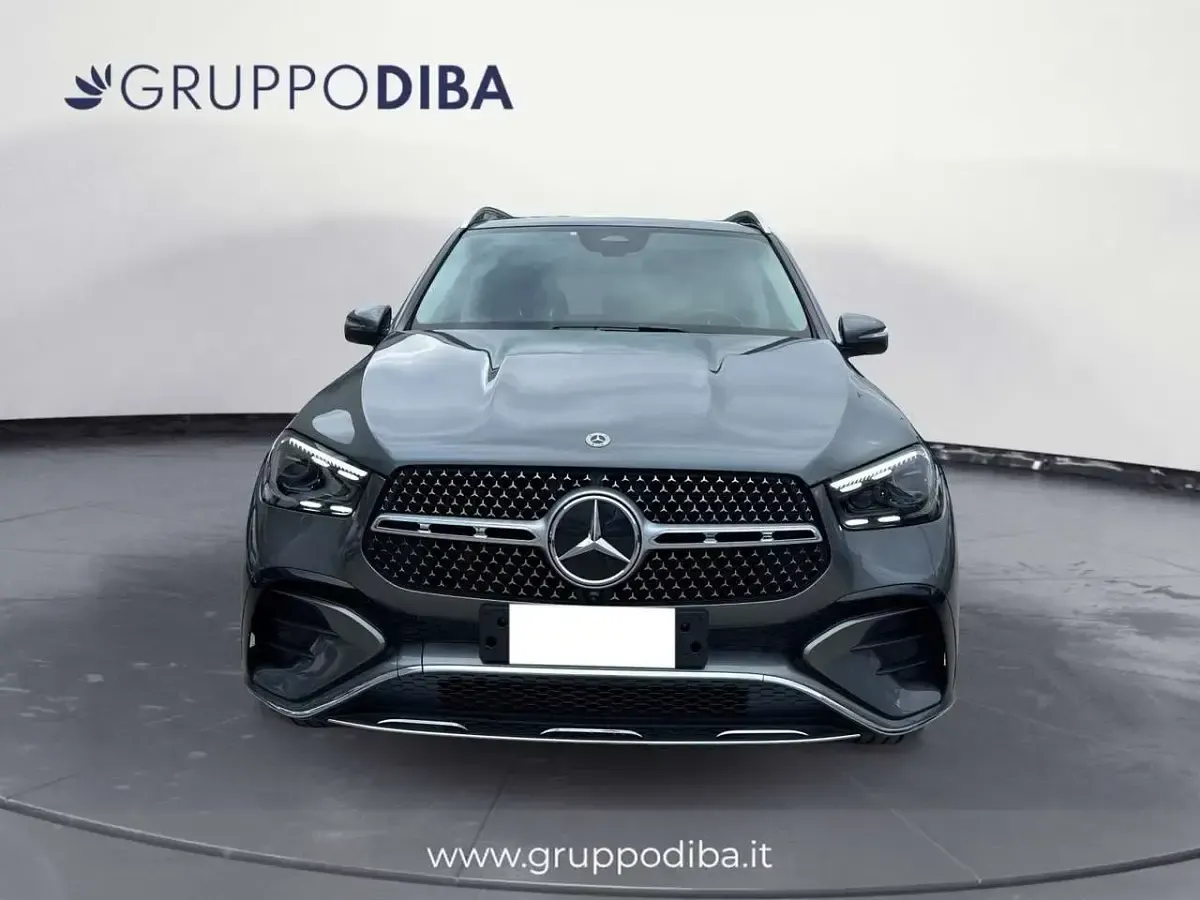 Usata Mercedes GLE300 AMG Line Premium Plus 269 CV (197 kW) 2024 Grigio SUV