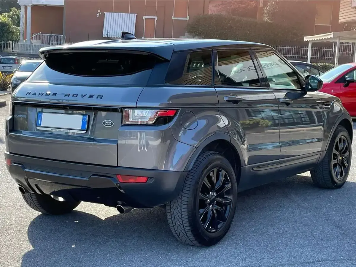 Usata Land Rover Range Rover evoque HSE Dynamic 150 CV (110 kW) 2017 Grigio SUV