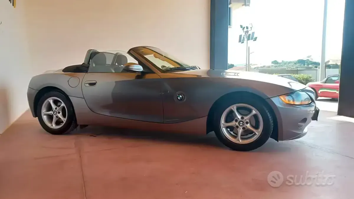 Usata BMW Z4 192 CV (141 kW) 2005 Grigio Cabrio