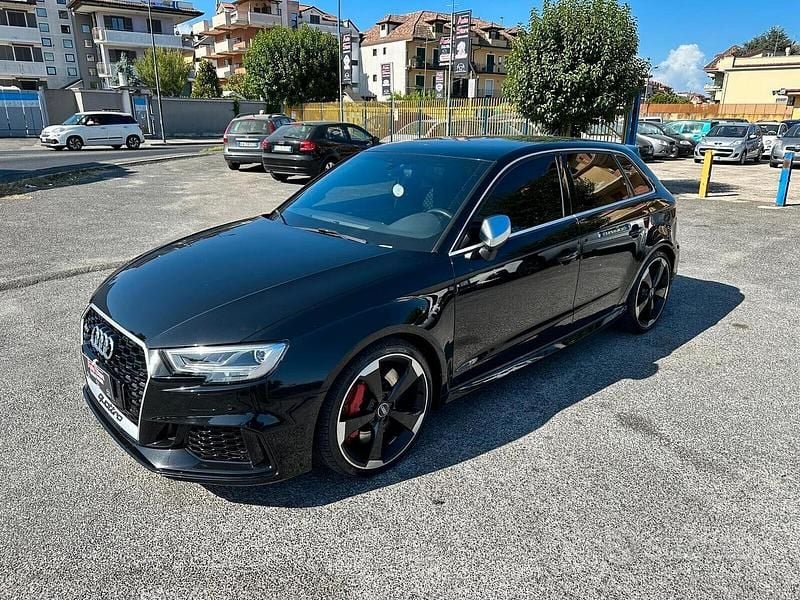 Nero Usata 2017 Audi RS3 Tre volumi | 33.500 € (Cara) - Immagine 1/4