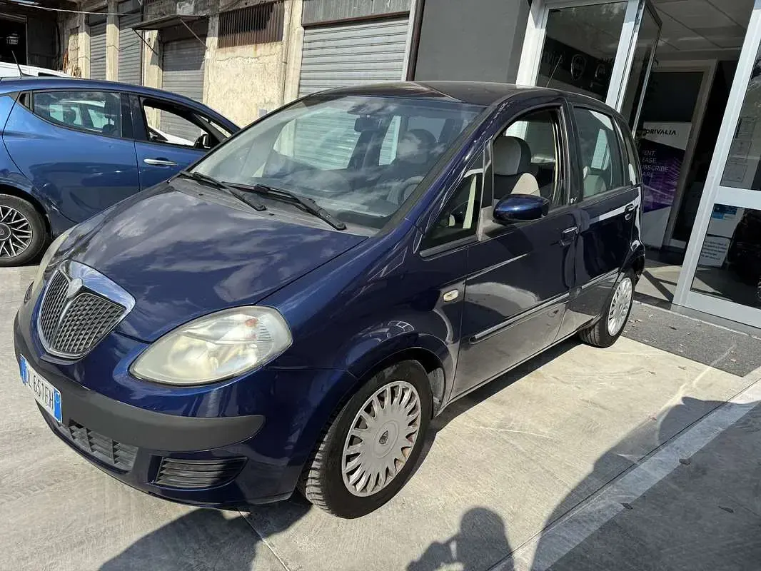 Usata Lancia Musa 90 CV (66 kW) 2007 Monovolume