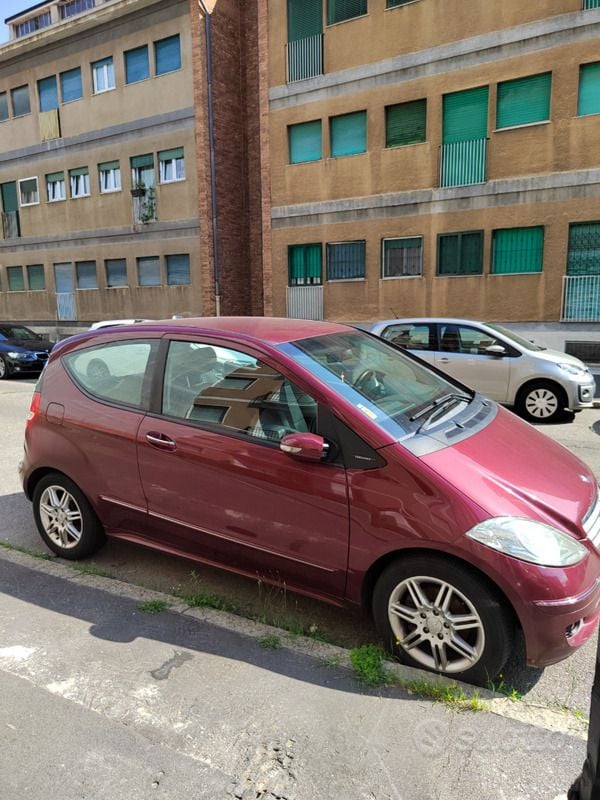 Rosso Usata 2006 Mercedes A170 Coupé | 2500 € (Ottimo prezzo) - Immagine 1/4