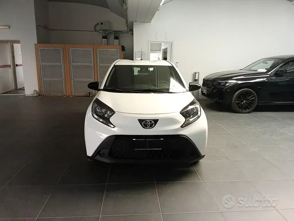 Usata Toyota Aygo X Active 72 CV (52 kW) 2024 SUV