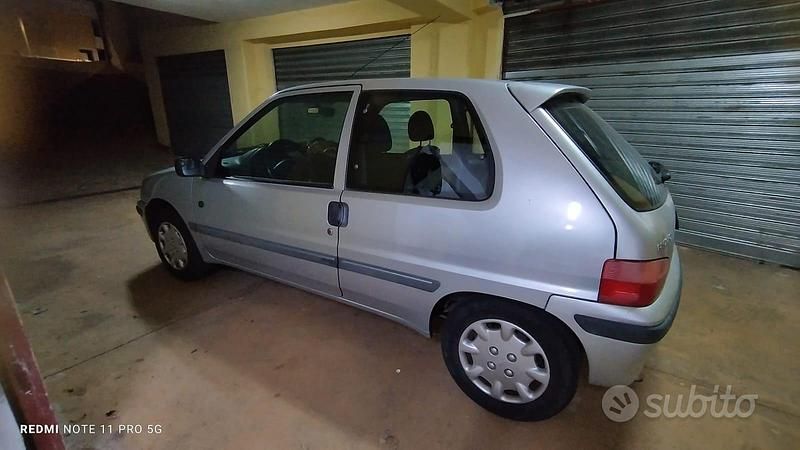 Usata Peugeot 106 60 CV (44 kW) 2001 Grigio Utilitaria