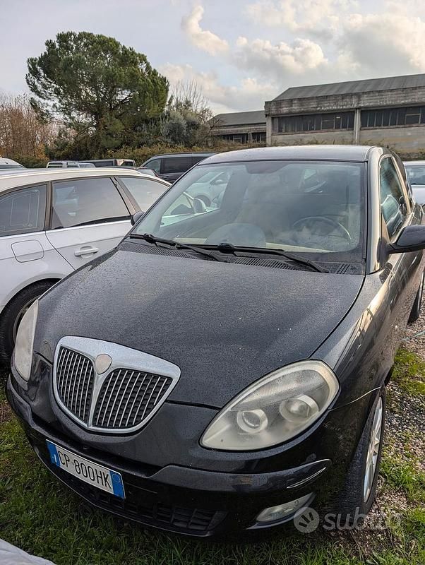 Usata Lancia Ypsilon 2004 Nero Utilitaria