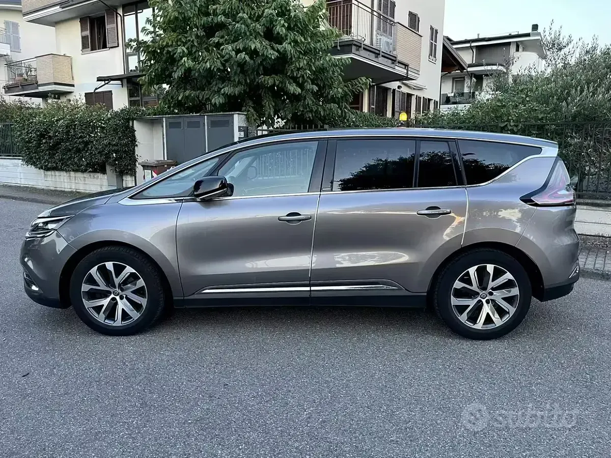 Usata Renault Espace Initiale Paris 160 CV (117 kW) 2015 Grigio Monovolume