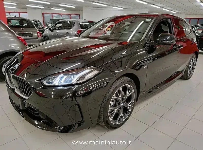 Usata BMW 120 M Sport 156 CV (114 kW) 2025 Utilitaria